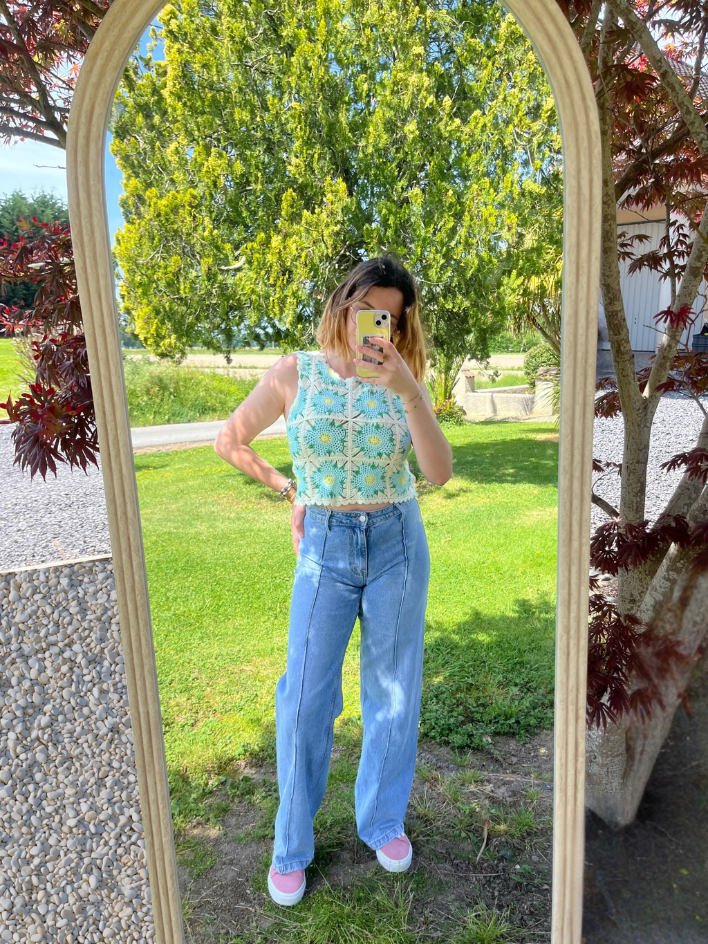 Top crochet bleu bohème