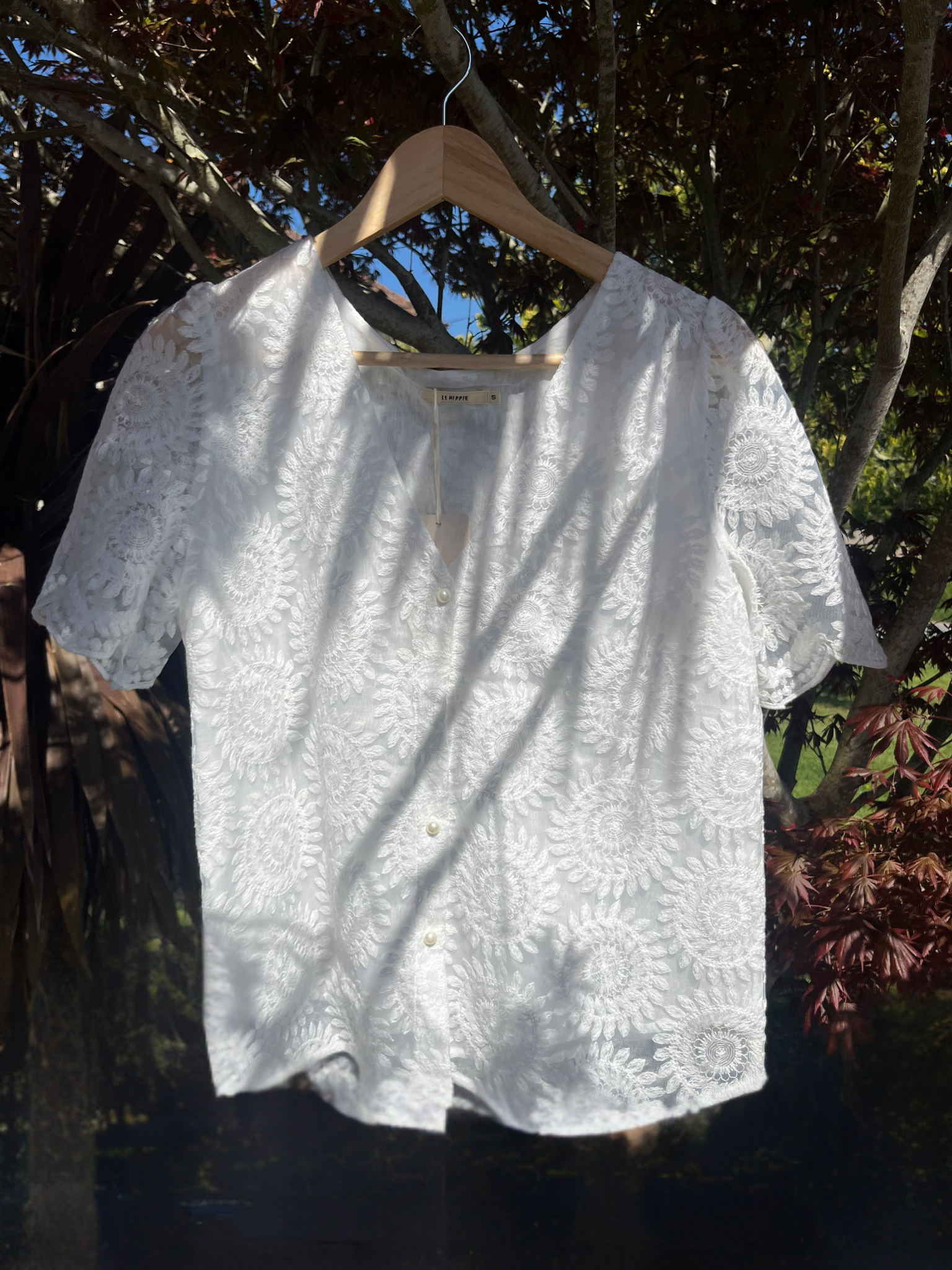 T-shirt blanc rosace dentelle
