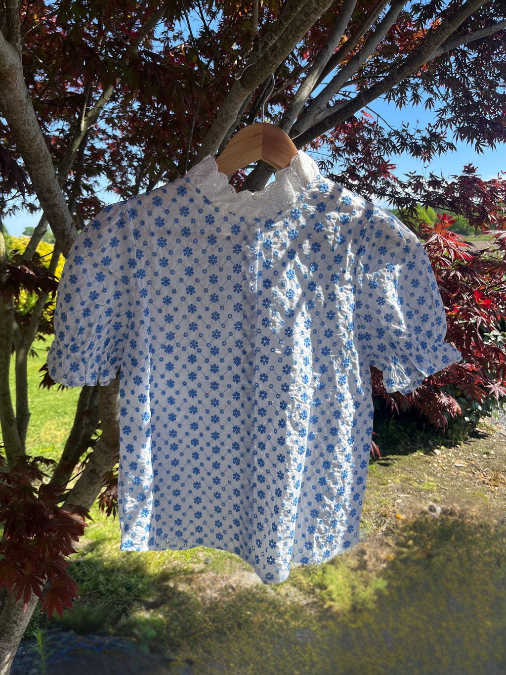 T-shirt bleu ciel nuage