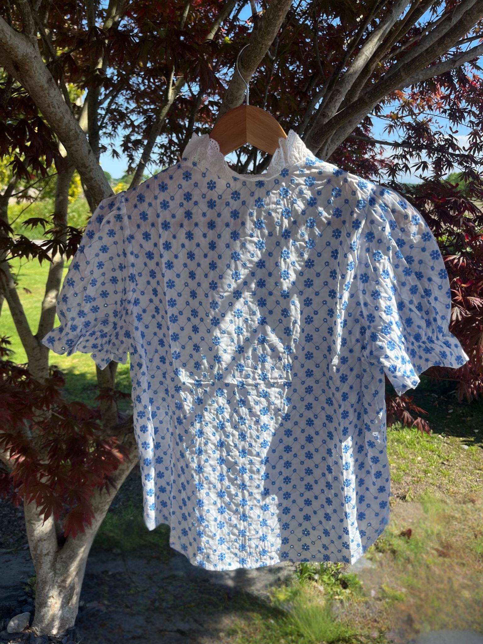 T-shirt bleu ciel nuage