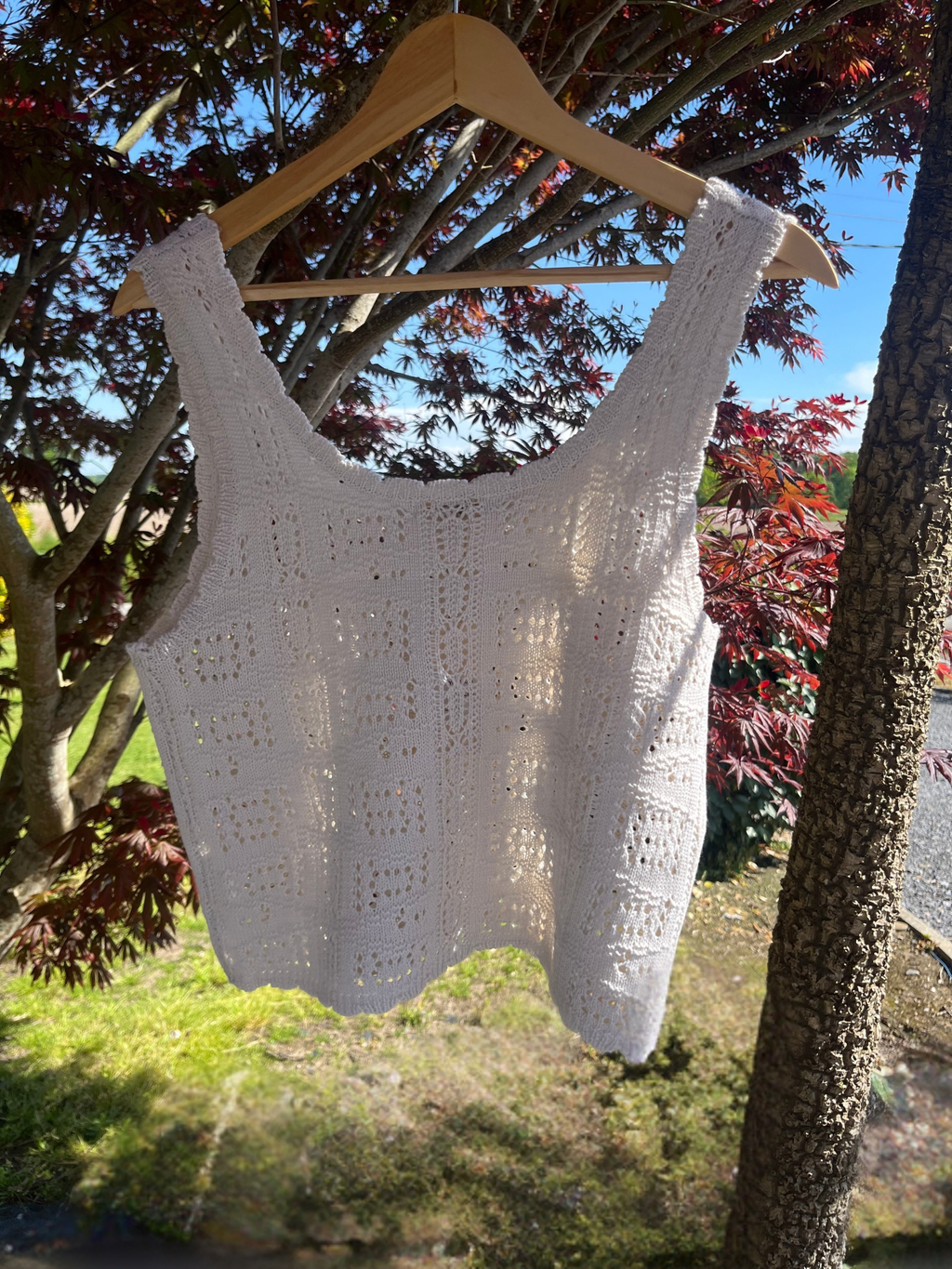 Top crochet écru lumière
