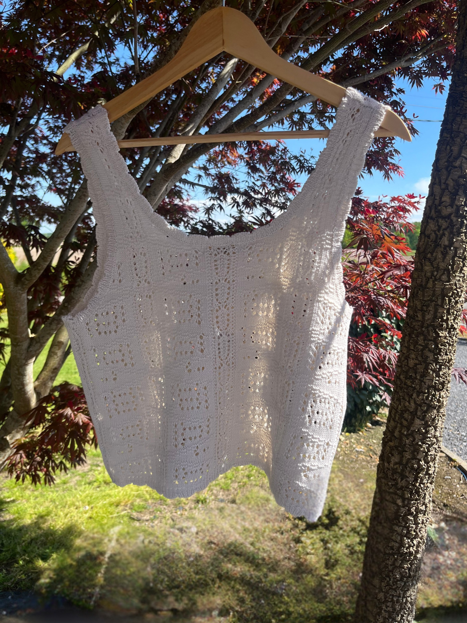 Top crochet écru lumière